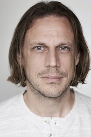 Photo of Martin Portlock image size 1368x2048