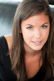 Photo of Rachelle Gillis image size 666x1000