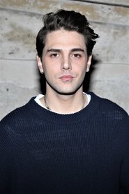 Photo of Xavier Dolan image size 2000x3000