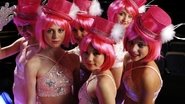 Dancing Queens wallpaper 