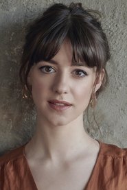 Photo of Daisy Edgar-Jones image size 2000x2999