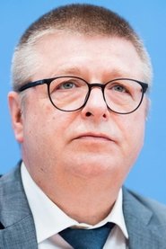 Photo of Thomas Haldenwang image size 537x805