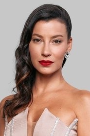 Photo of Müjde Uzman image size 333x500
