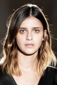 Photo of Benedetta Porcaroli image size 1646x2468
