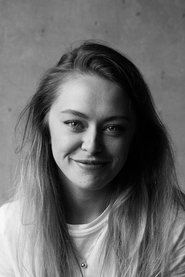 Photo of Lisa Zweerman image size 661x991