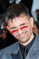 Photo of Raphaël Quenard image size 300x450