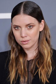 Photo of Lykke Li image size 1697x2545
