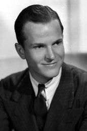 Photo of Alan Baxter image size 385x578