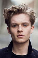 Photo of Tom Glynn-Carney image size 300x450