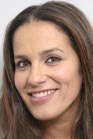 Photo of Elisa Tovati image size 1459x2188