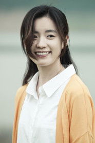 Photo of Han Hyo-joo image size 1000x1500