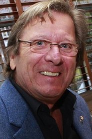 Photo of Albert Millaire image size 546x819