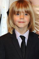 Photo of Oscar Steer image size 300x450