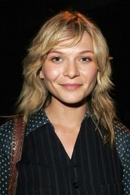 Photo of Leeanna Walsman image size 500x750