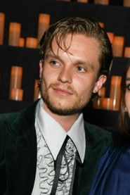 Photo of Tom Glynn-Carney image size 1200x1799