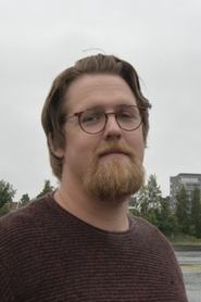 Photo of Simeon Lindgren image size 300x450