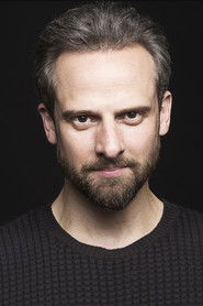 Photo of Michael Rouse image size 2000x3000