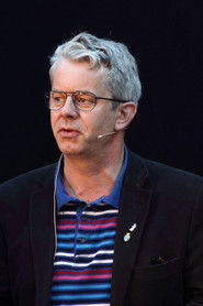 Photo of Knut Nærum image size 800x1200