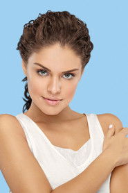 Photo of Paloma Bernardi image size 682x1024