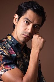 Photo of Luis Eduardo Yee image size 500x750