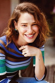 Photo of Eylül Su Sapan image size 563x845