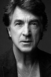 Photo of François Cluzet image size 376x564