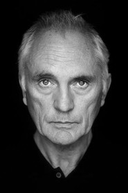 Photo of Terence Stamp image size 440x660