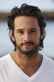 Photo of Rodrigo Santoro image size 845x1267