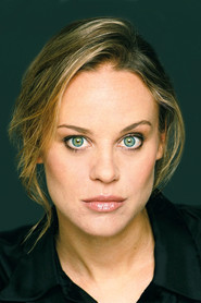 Photo of Nadine Garner image size 1000x1500