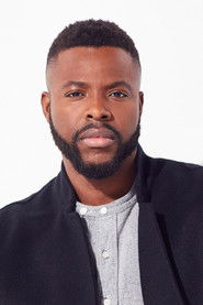 Photo of Winston Duke image size 1067x1600