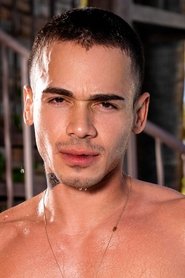Photo of Ashton Summers image size 493x740