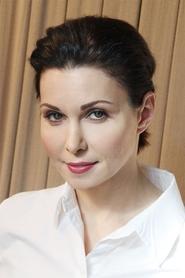 Photo of Aleksandra Ursulyak image size 600x900