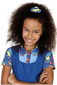 Photo of Júlia Olliver image size 300x450