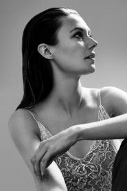 Photo of Lydia Wilson image size 800x1200