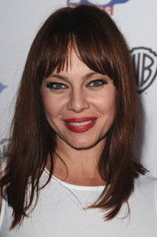 Photo of Melinda Clarke image size 400x600