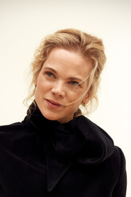 Photo of Ane Dahl Torp image size 924x1386