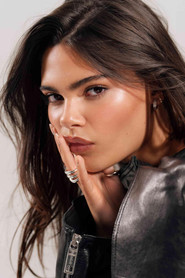 Photo of Ariana Greenblatt image size 2000x3000