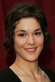 Photo of Heather Goldenhersh image size 483x724