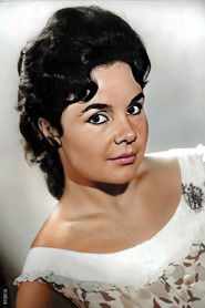 Photo of Muhterem Nur image size 2000x3000