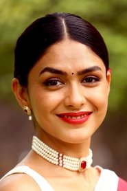 Photo of Mrunal Thakur image size 1153x1730
