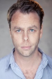 Photo of Bruce Mackinnon image size 2000x3000