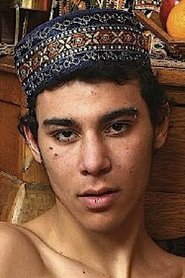 Photo of Niko Tomiar image size 300x450