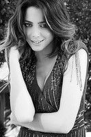 Photo of Manuela Zero image size 300x450