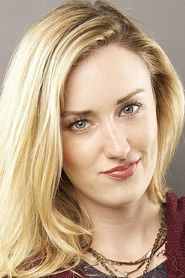 Photo of Ashley Johnson image size 498x747