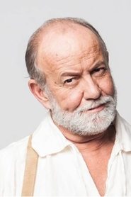 Photo of César Pezzuoli image size 300x450