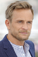 Photo of Jérémie Renier image size 300x450