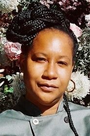 Photo of Alisa Reynolds image size 500x750