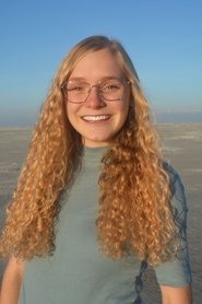 Photo of Madeline Bradley image size 2000x3000
