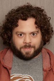 Photo of Dan Fogler image size 661x992