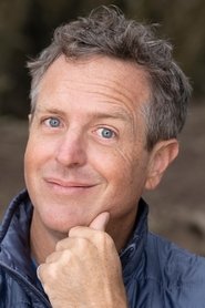 Photo of Hugh Howey image size 2000x3000